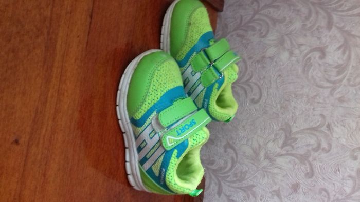 кроссовки детские