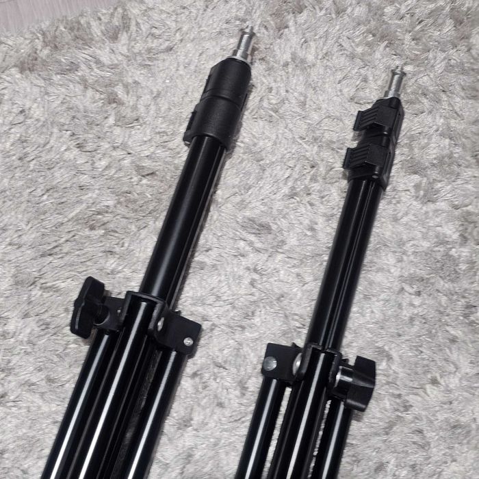 2x guarda-chuva branco difusores + 2x tripés + 2x Adaptadores E-type504943243502571526