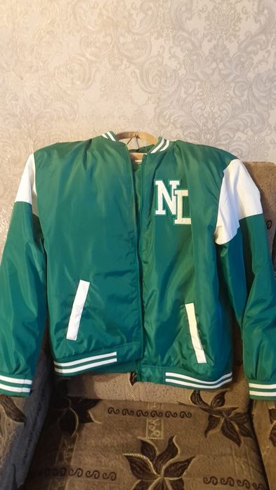 Куртка бомбер на підлітка