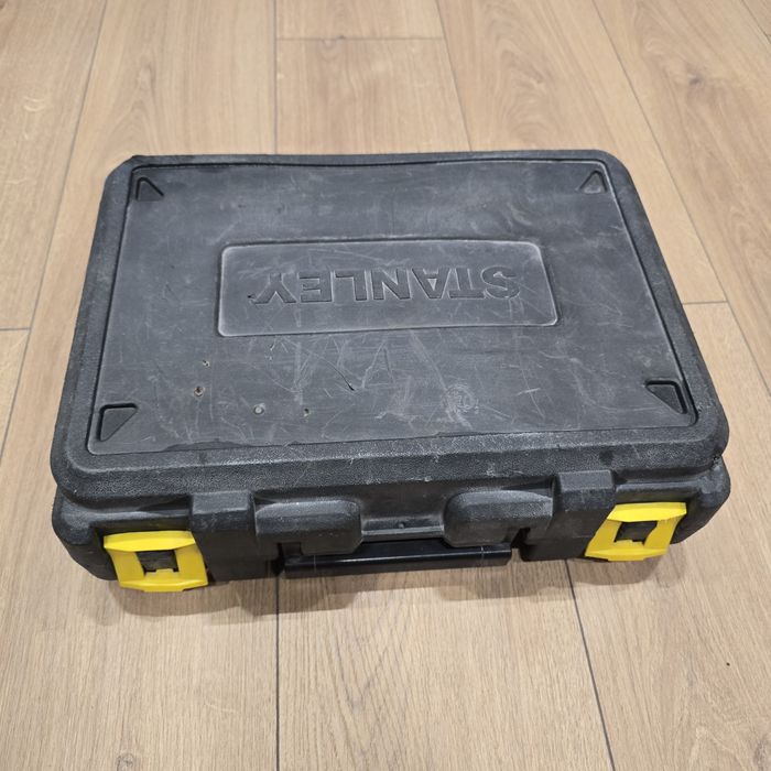 Перфоратор Stanley STHR263