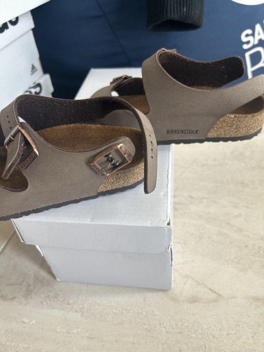 Босоніжки Birkenstock