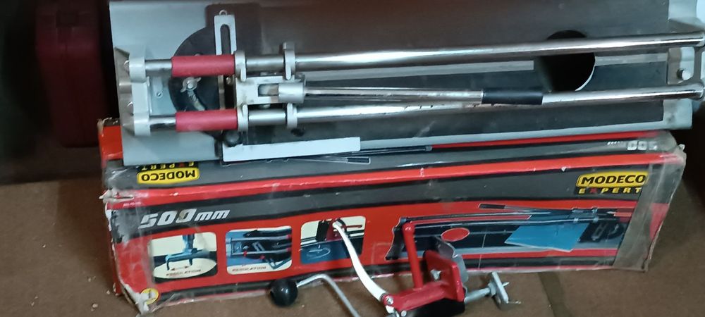 Кафелерезка Modeko