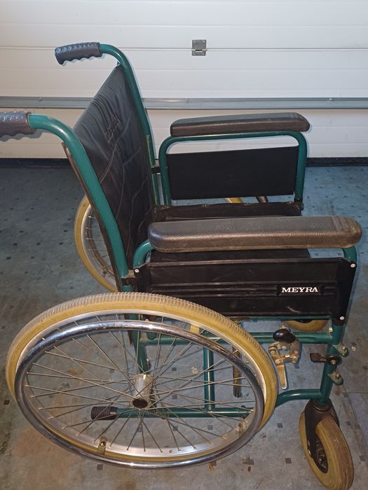 Meyra wózek inwalidzki sprawny mocny lekko jeździ