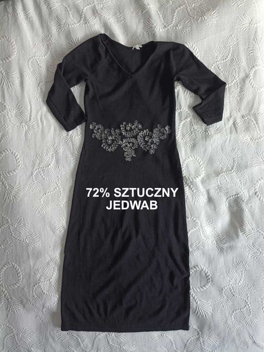 Czarna dopasowana sukienka midi solar sztuczny jedwab