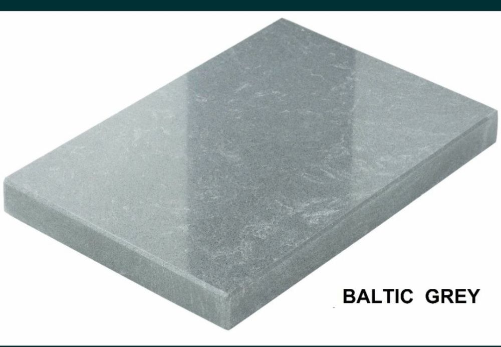 Parapet wewnetrzny z konglomeratu