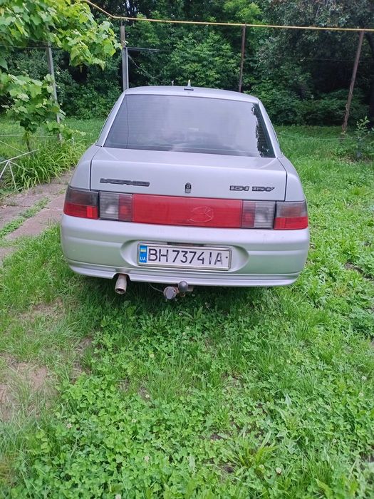 Продам машину 2110