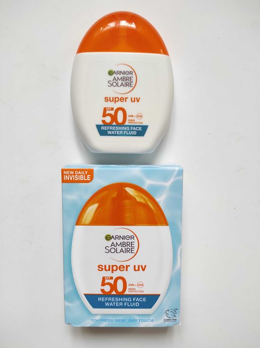 Odświeżający fluid z kwasem hialuronowym i filtrem SPF50 Garnier Ambre Solaire