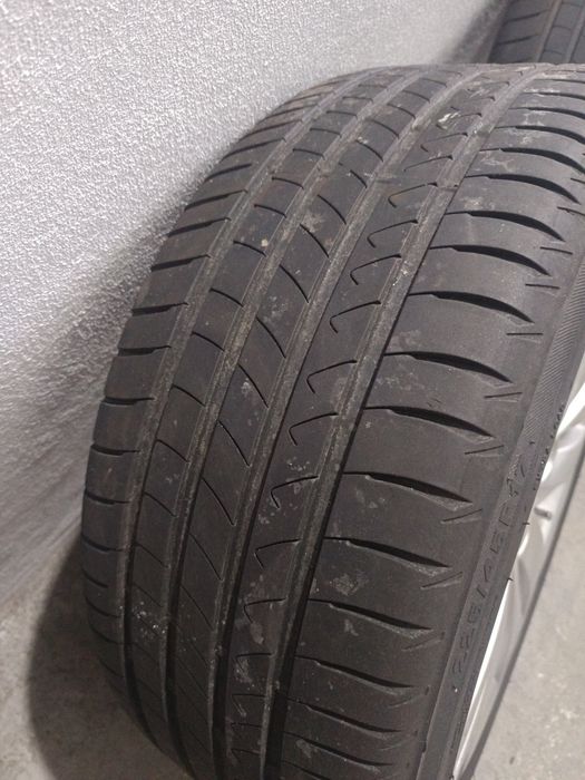 Jantes c/ pneus BMW 225/45 17"