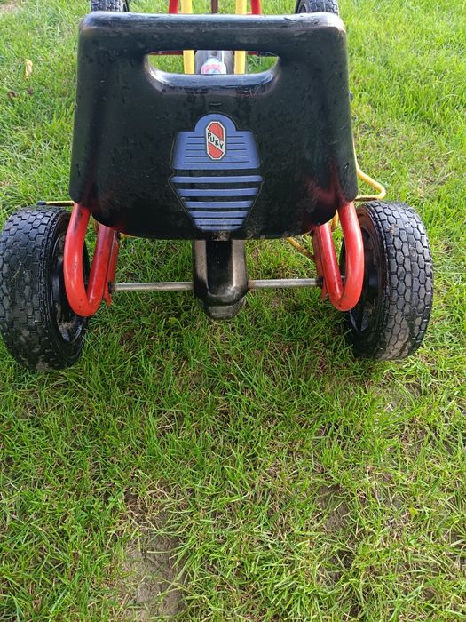 Gokart na pedały,do jazdy dla dziecka.