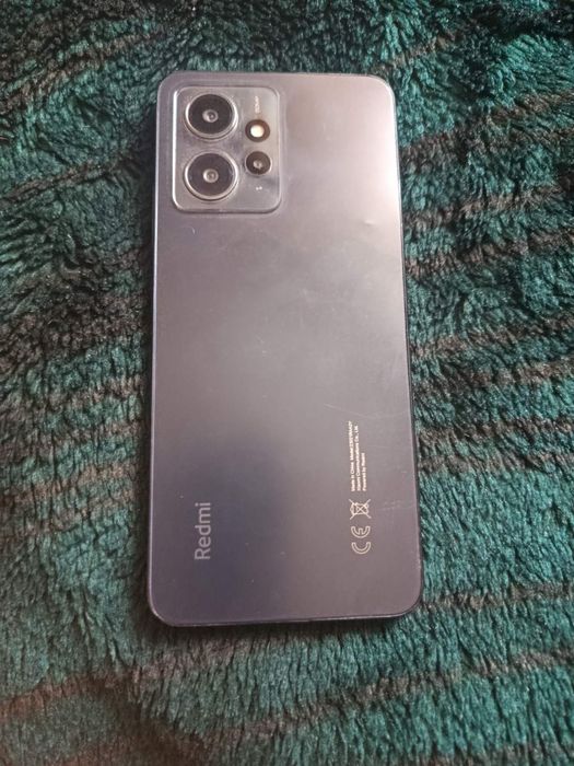 Телефон Xiaomi note 12
