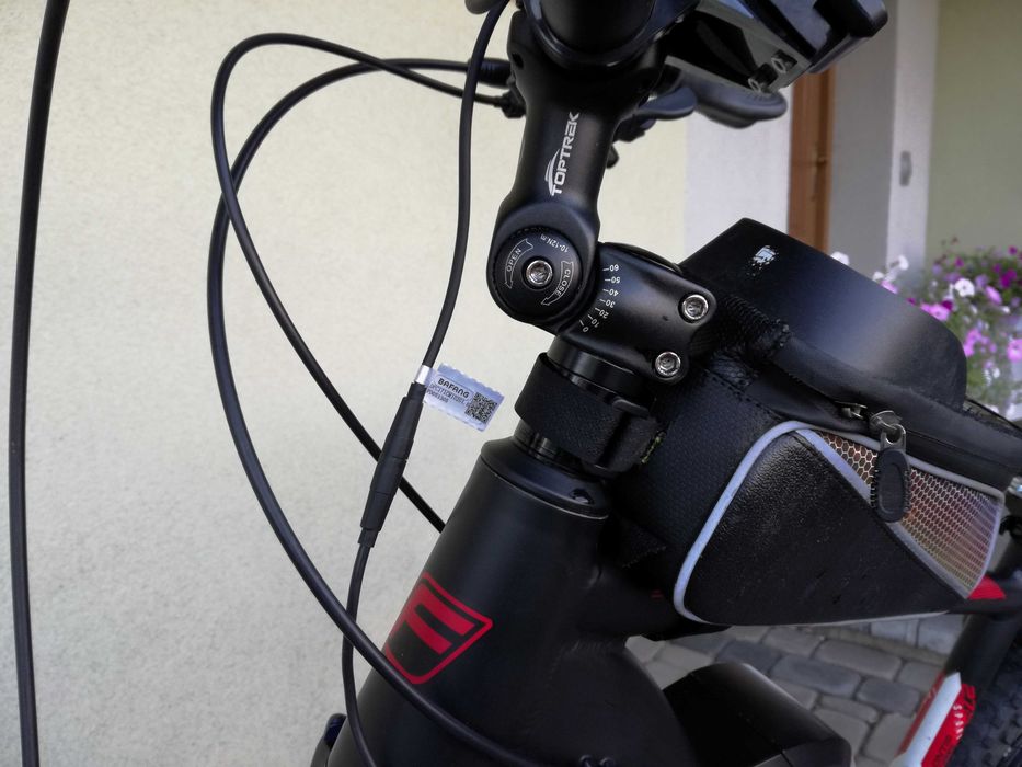 Rower trekingowy elektryczny jak nowy