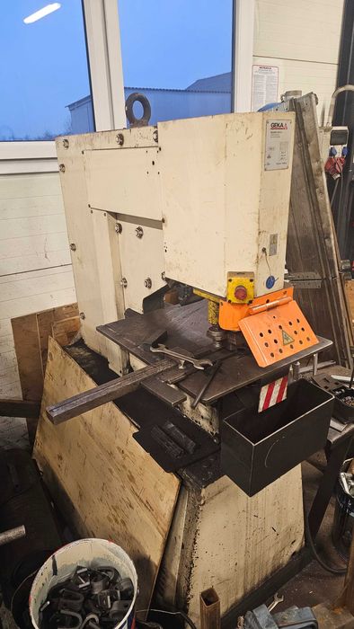 GEKA PUMA 55 ,Wykrawarka hydrauliczna,  Wybijak ,do Cięcia  , stemple