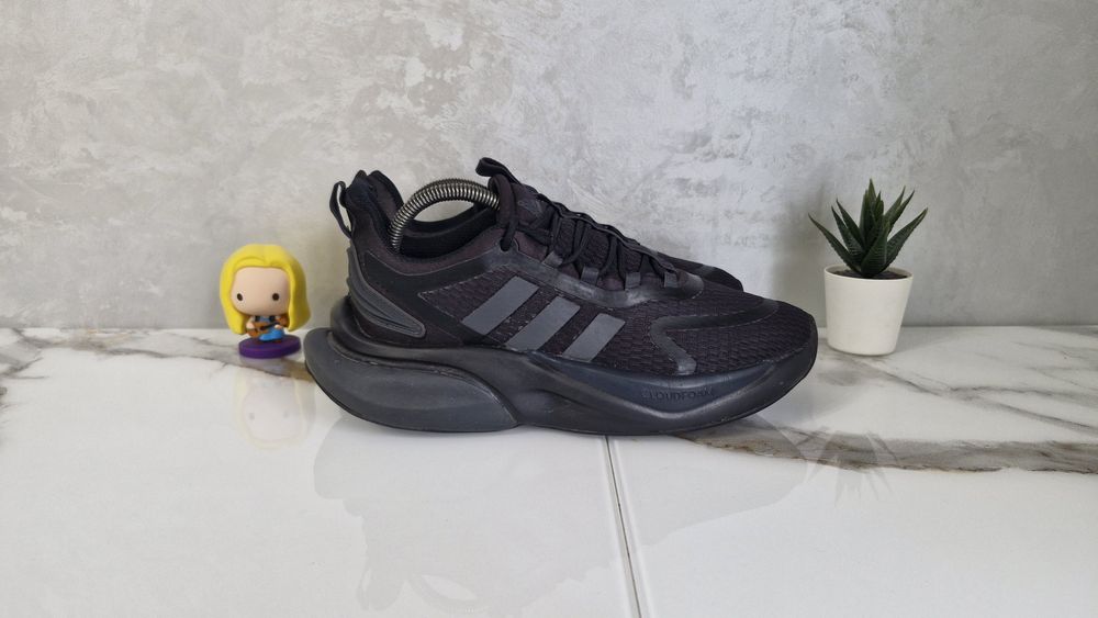 Кросівки Adidas Alphabounce.Розмір 40.5