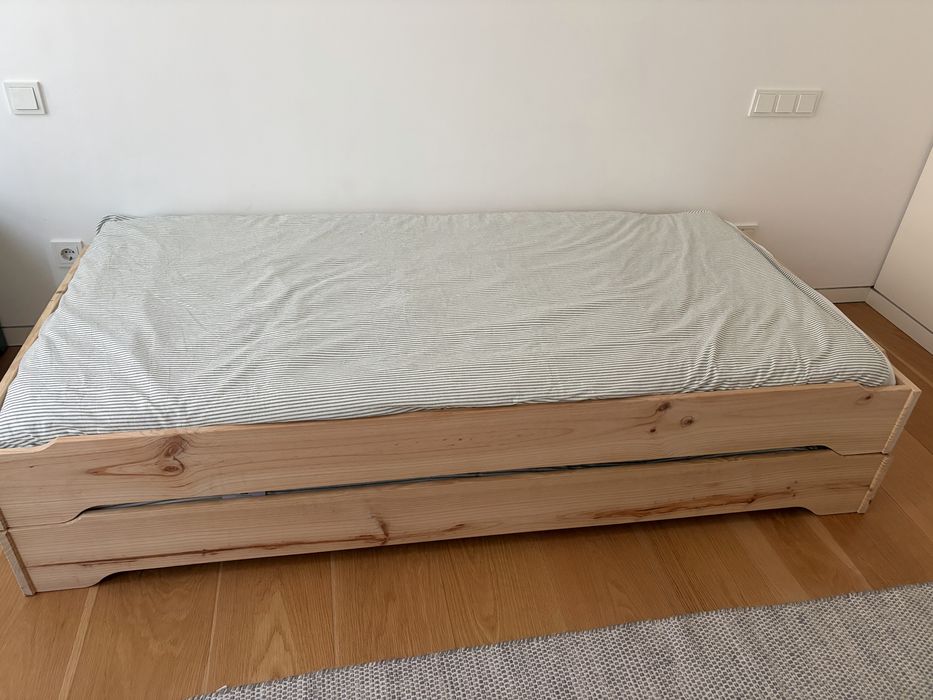 2 camas empilháveis Montessori
