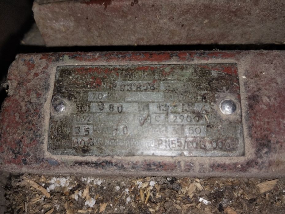 Sprzedam silnik elektryczny duży i ciężki