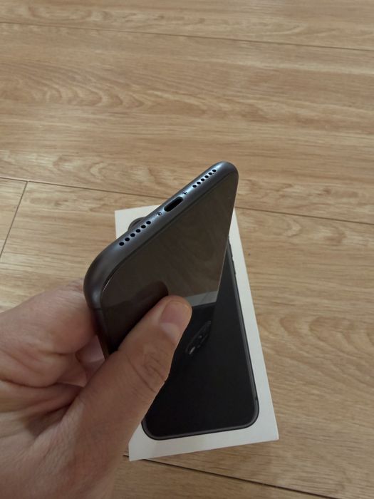 Iphone 11 128gb Neverlock 100% стан батареї