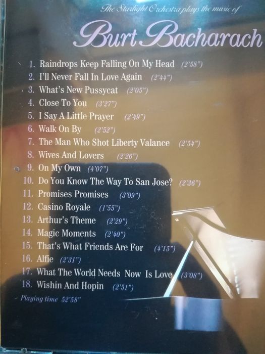 5 CD'S Música,Burt Bacharach, Charles Aznavour, Frank Sinatra + Vários