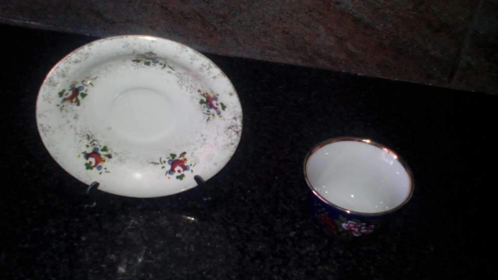 Prato decorativo e taça
