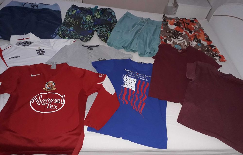 Ubrania chłopięce 146-152 cm