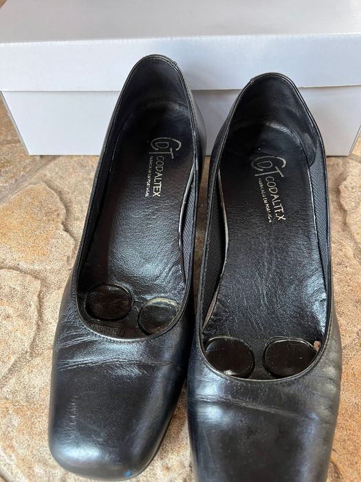 Vendo traje académico