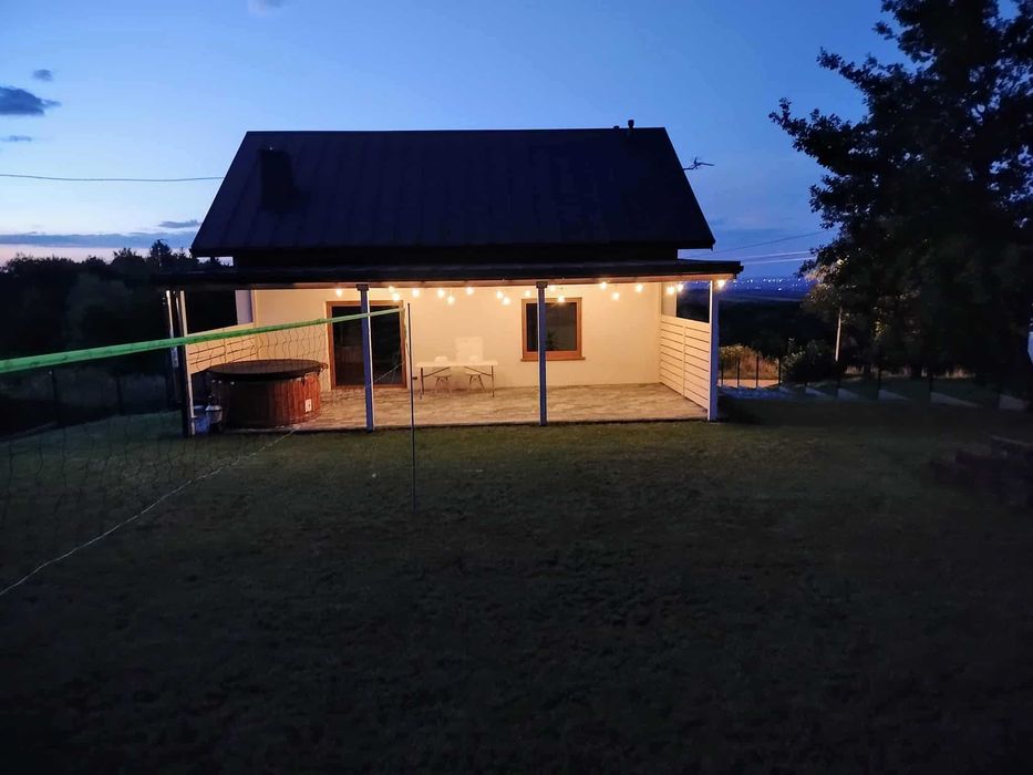 Domek z jacuzzi nocleg bilard, grill, ognisko, boisko.