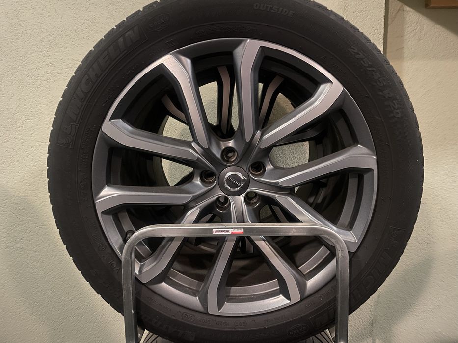 Alufelgi, Koła VOLVO XC90 275/45r20 lato Michelin Latitude Sport 3
