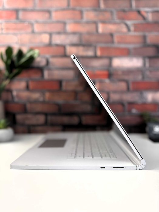 Microsoft Surface Book 3·I7-10th·32GB·1TB·3K touch·15"·GTX 1660 TI 6GB