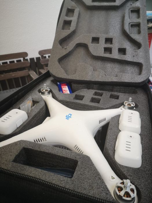 Drone DJI Phantom 2 + Monitor FPV + Mochila + Baterias