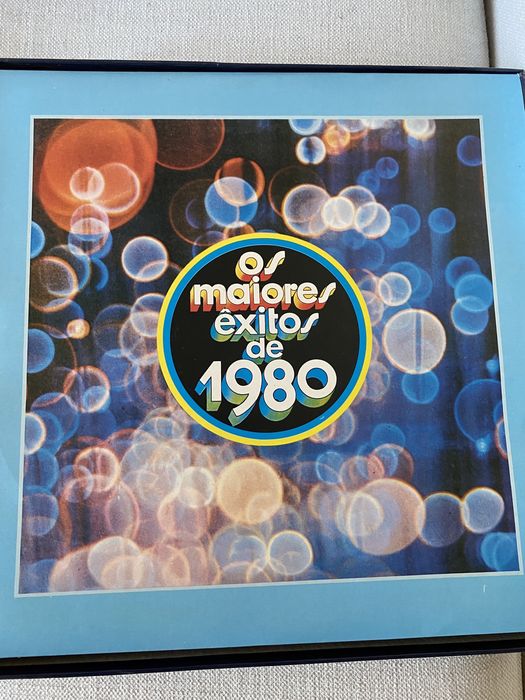 Coletânea de 9 discos de vinil “Superestrelas da Música Portuguesa”