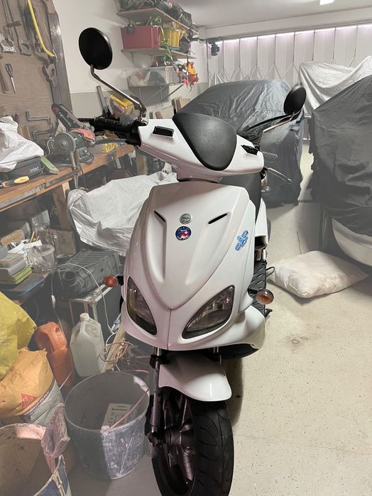 Benelli 125cc Scooter