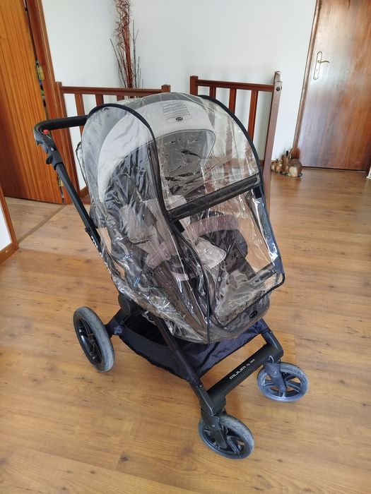 Carrinho de bebe com ovo e cadeira Jané