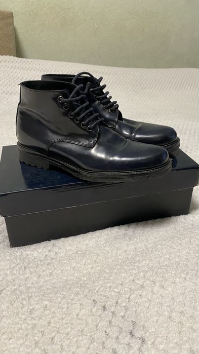 Класичні короткі чоботи жіночі