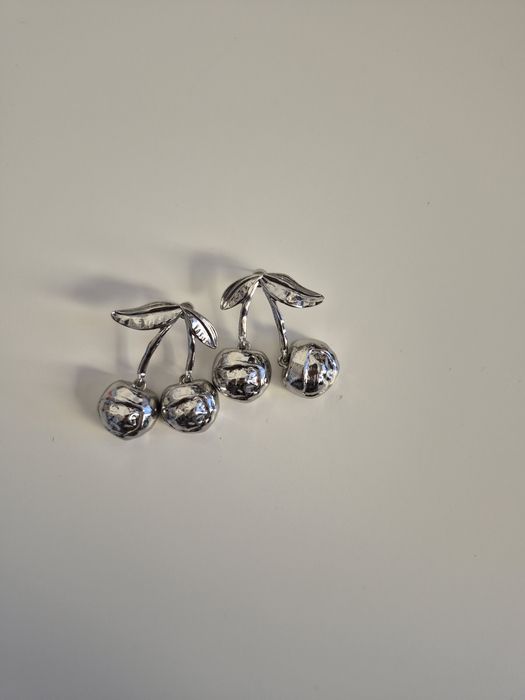 Brincos estilo cereja