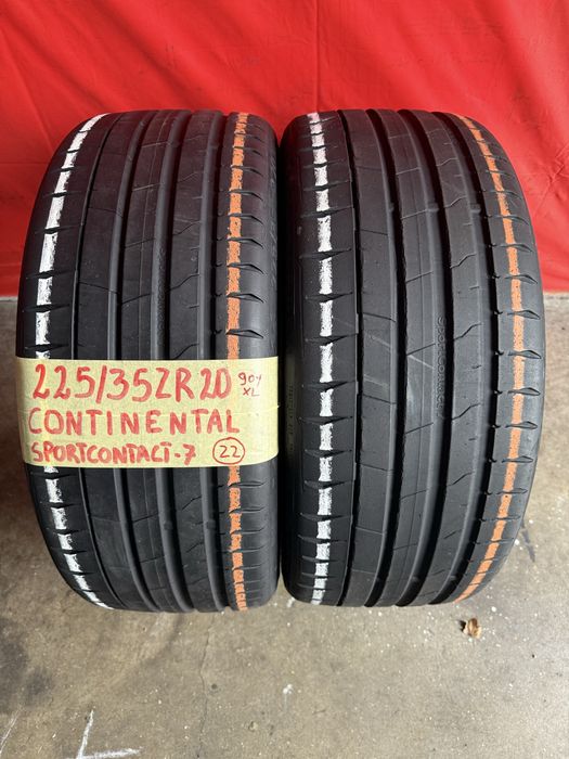 Pneus 225/35/20 Continental Impecaveis