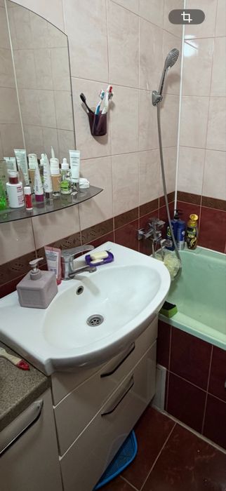 Продам класну 2к квартиру в топ локації