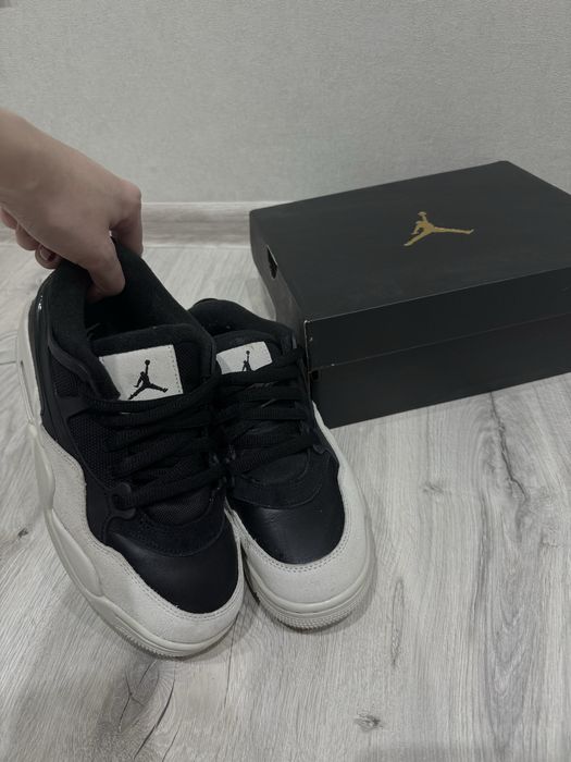 Кросівки Jordan жіночі