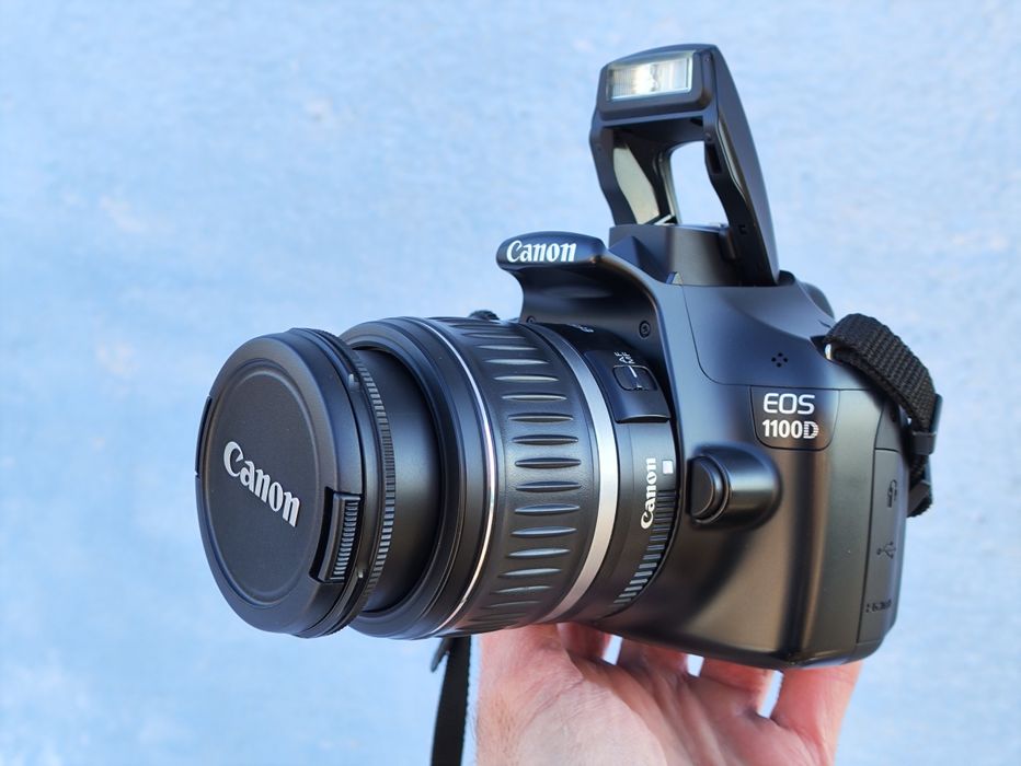 Canon 1100D+Сумка 4000-Пробег Зеркальный фотоаппарат зеркалка
