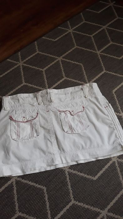 Spódnica z kieszeniami