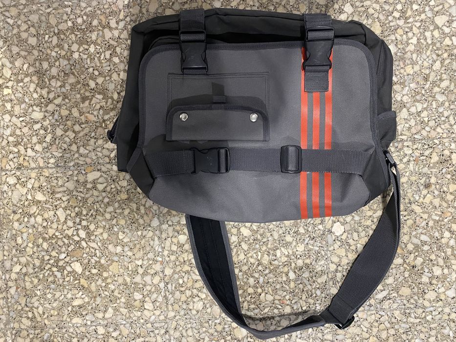 Saco de tira-colo da Adidas