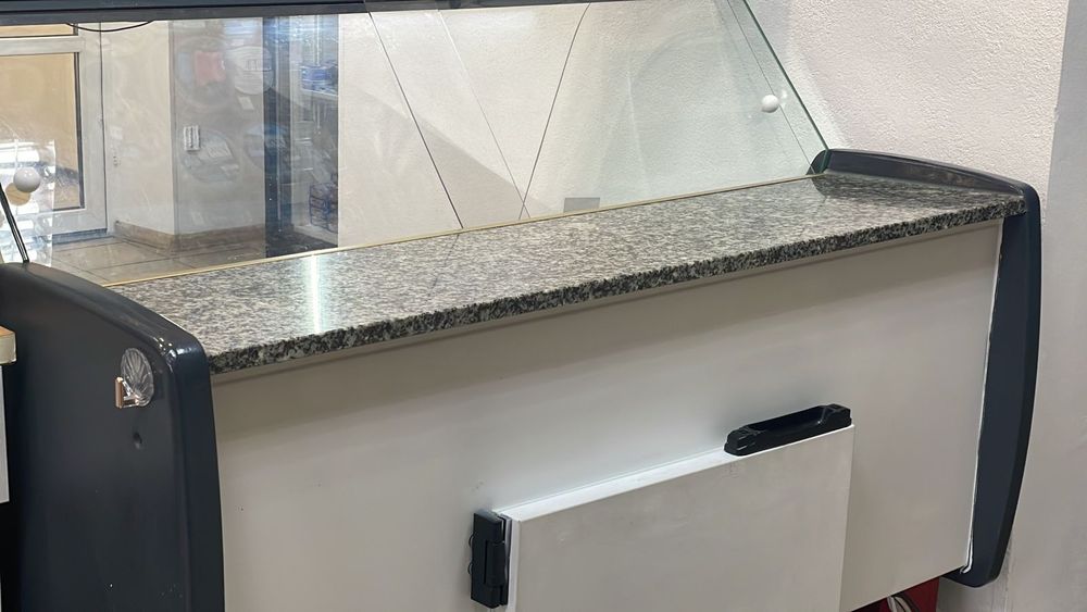 Продам Холодильні вітрини