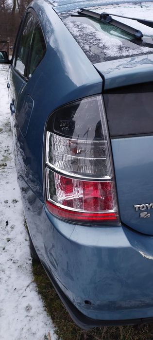 Sprzedam lampy przód i tył Toyota Prius 2