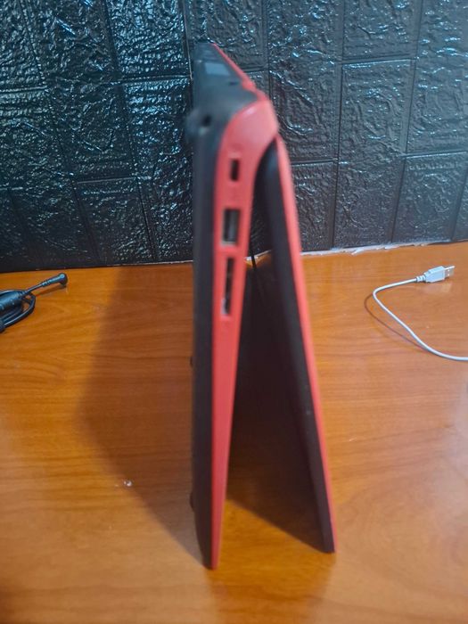 Acer Aspire Vermelho | 8GB RAM | Windows 11 | Pronto a Usar