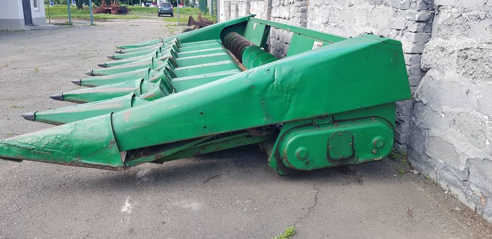 Жатка кукурузная John Deere 843