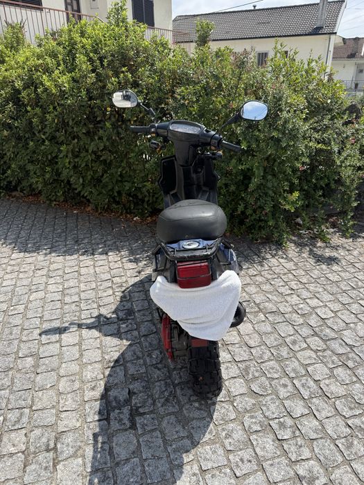 Mobilete 50 cilindradas em ótimo estado