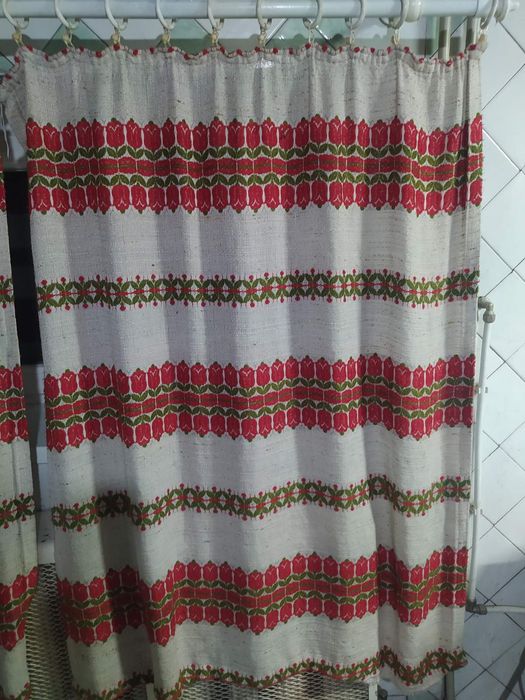 Карниз пластиковий.