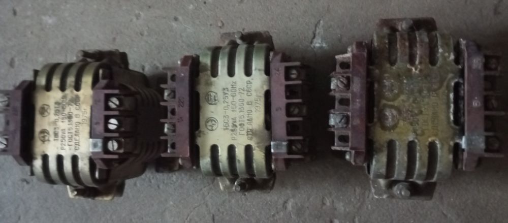 Продам 3 штуки Трансформаторы