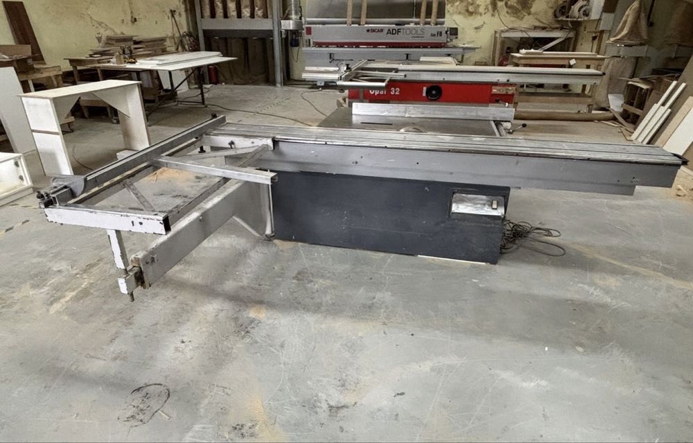 Esquadrejadora Altendorf