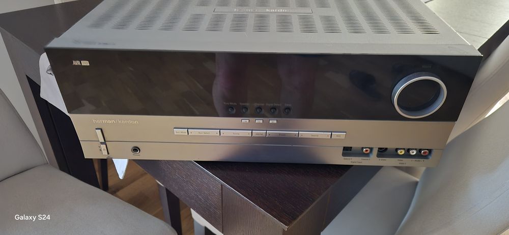 Ampituner  Harmon/ Kardon  AVR140