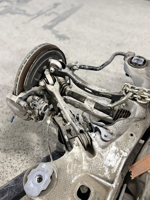 Подвеска Mercedes EQS рычаги цапфы привода амортизаторы подрамник ШРОТ