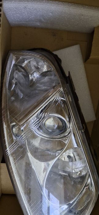 Reflektory- Lampy prawa/lewa przód Passat b5, oryginalne